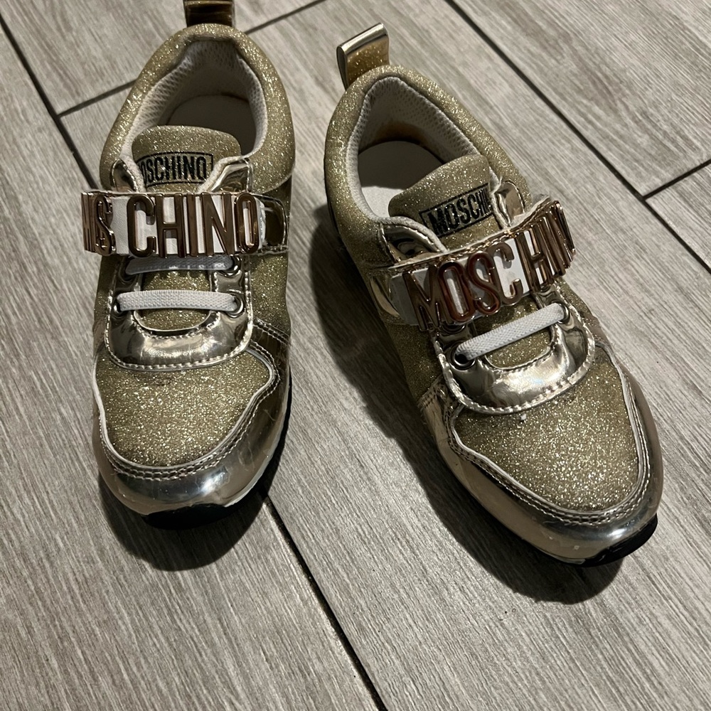 Girls sneakers labeled  Moschino size 30 /US 12-12.5
